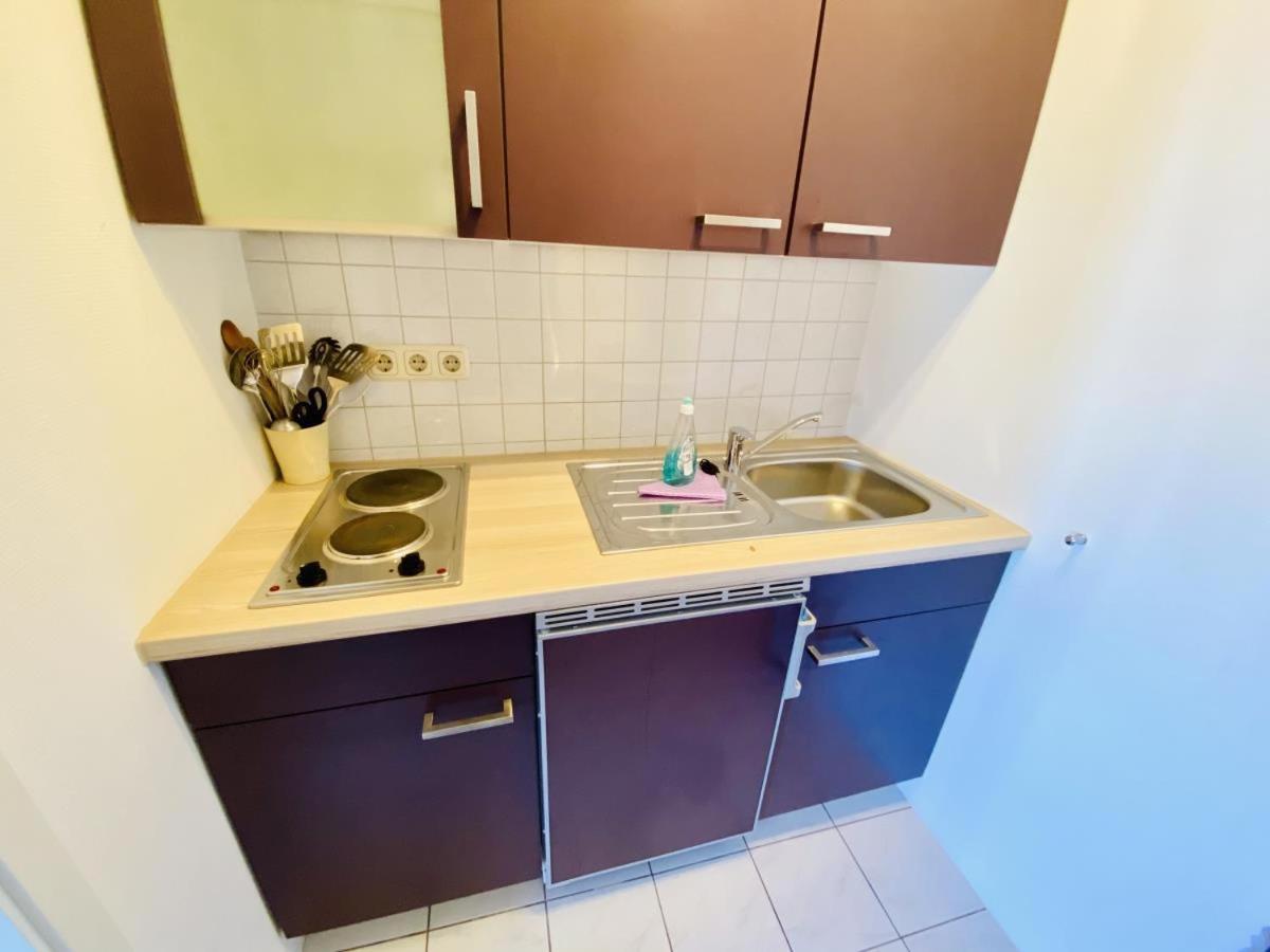 Mond, Am Warnemünder Kirchenplatz Apartment Rostock